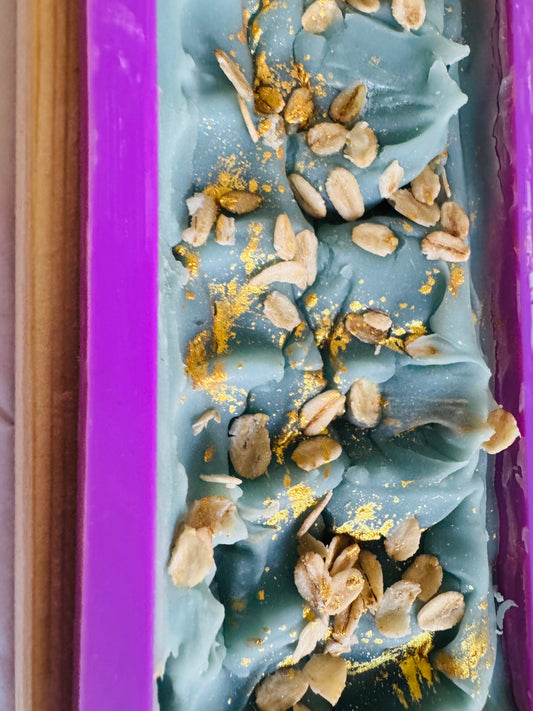 EARTH & BREEZE Bar Soap